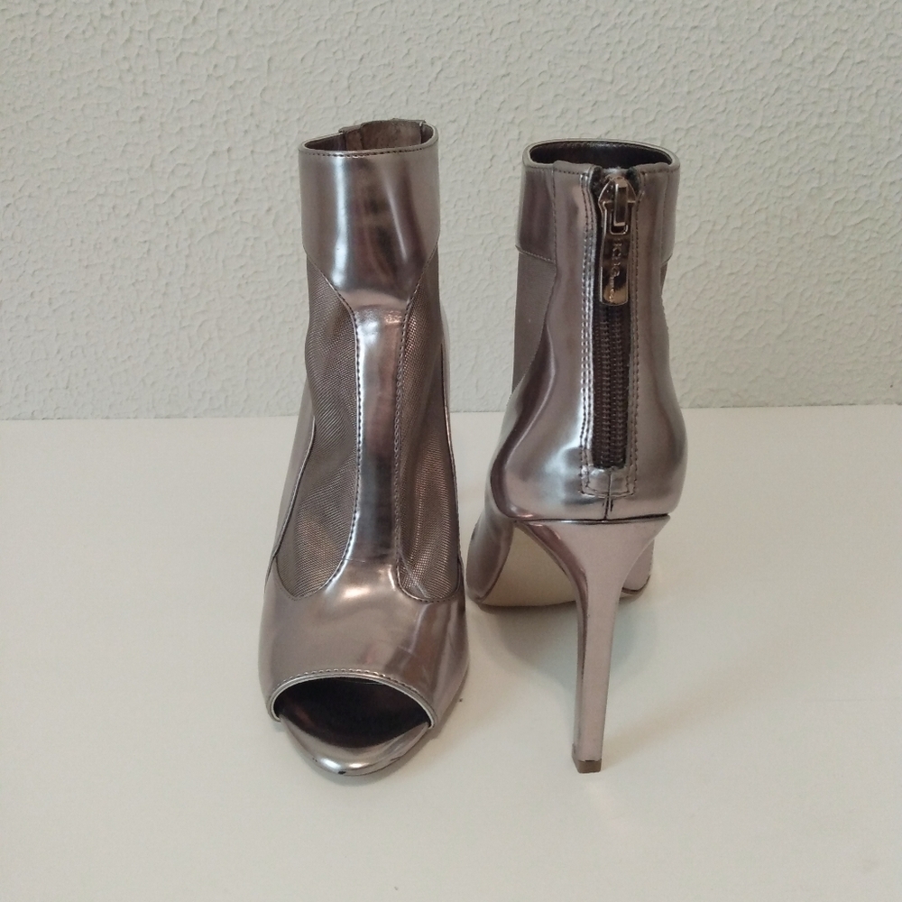 BCBGENERATION Pink Gold Metallic Zip 4" Heel Ankle Boots sz 7.5 M
